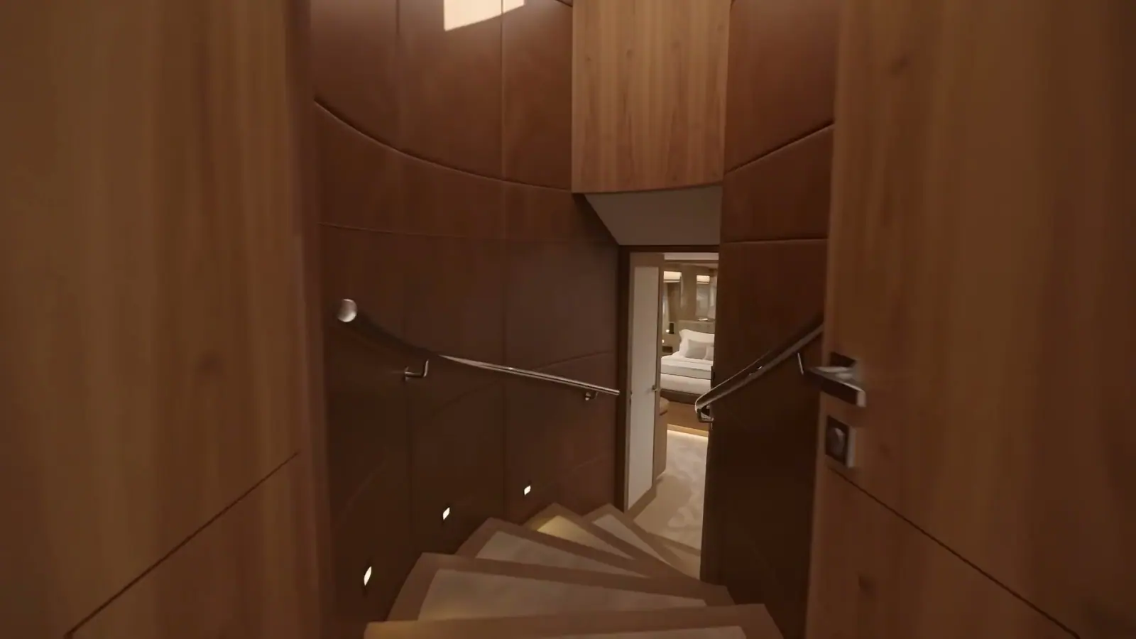 Escalera helicoidal hacia la cubierta inferior